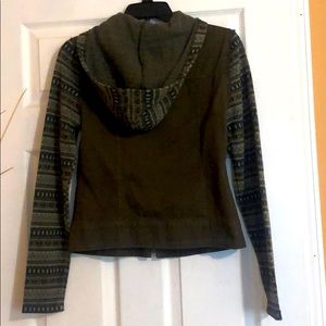Army Green Light Jacket with sweater sleeves